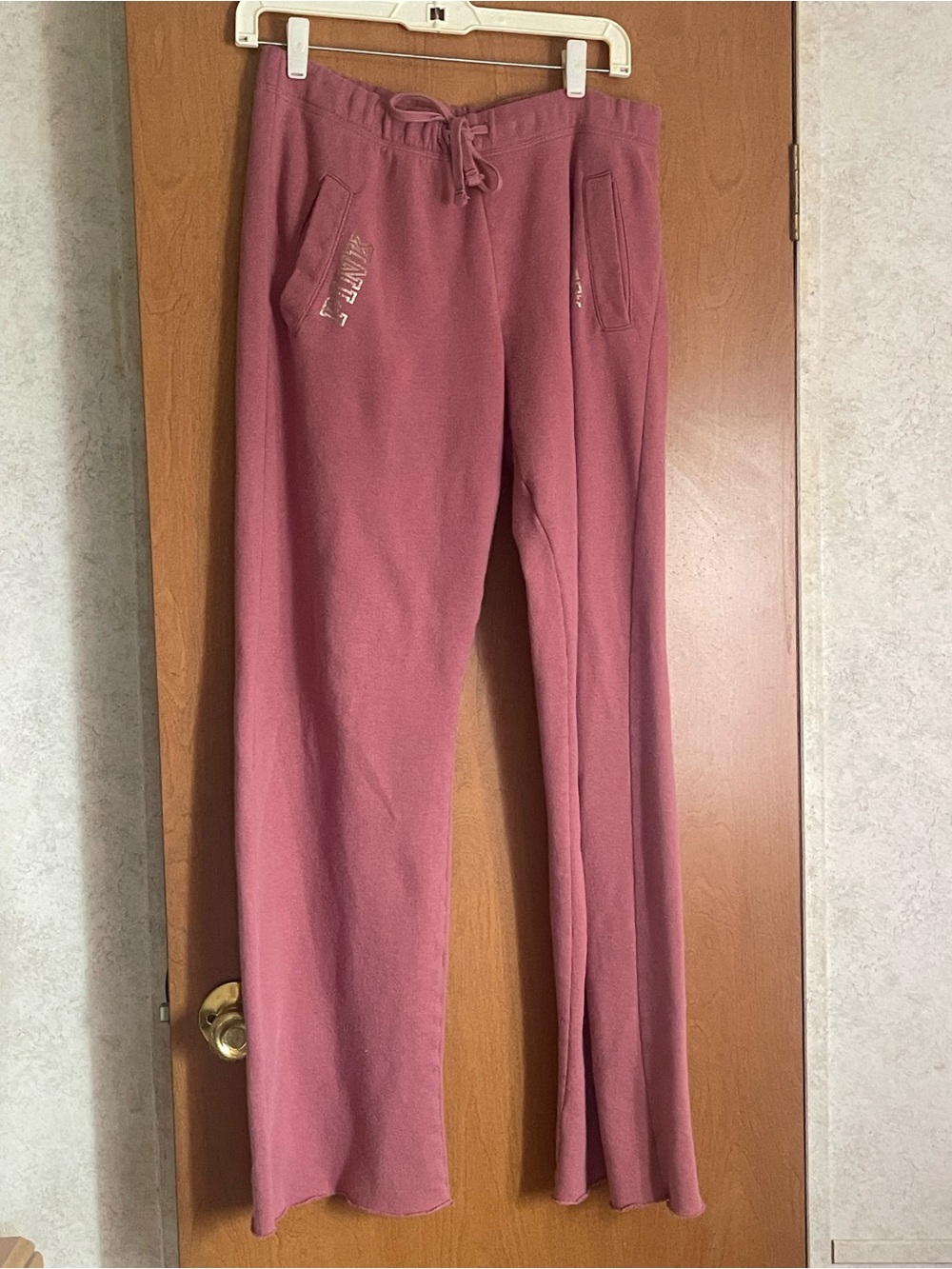VS PINK Mauve Flare Sweatpants Back Leg Spellout Logo Size Small Y2K
